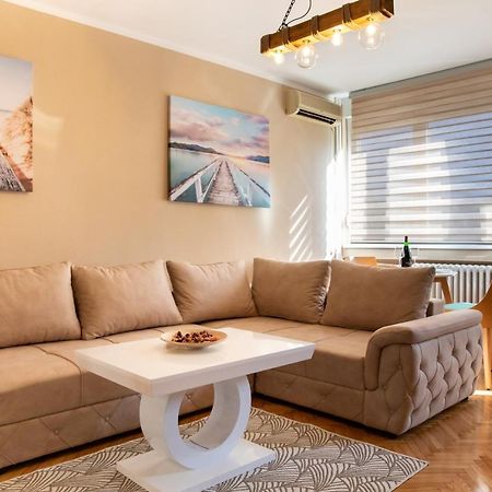 Nikolas Apartment เบลเกรด ภายนอก รูปภาพ